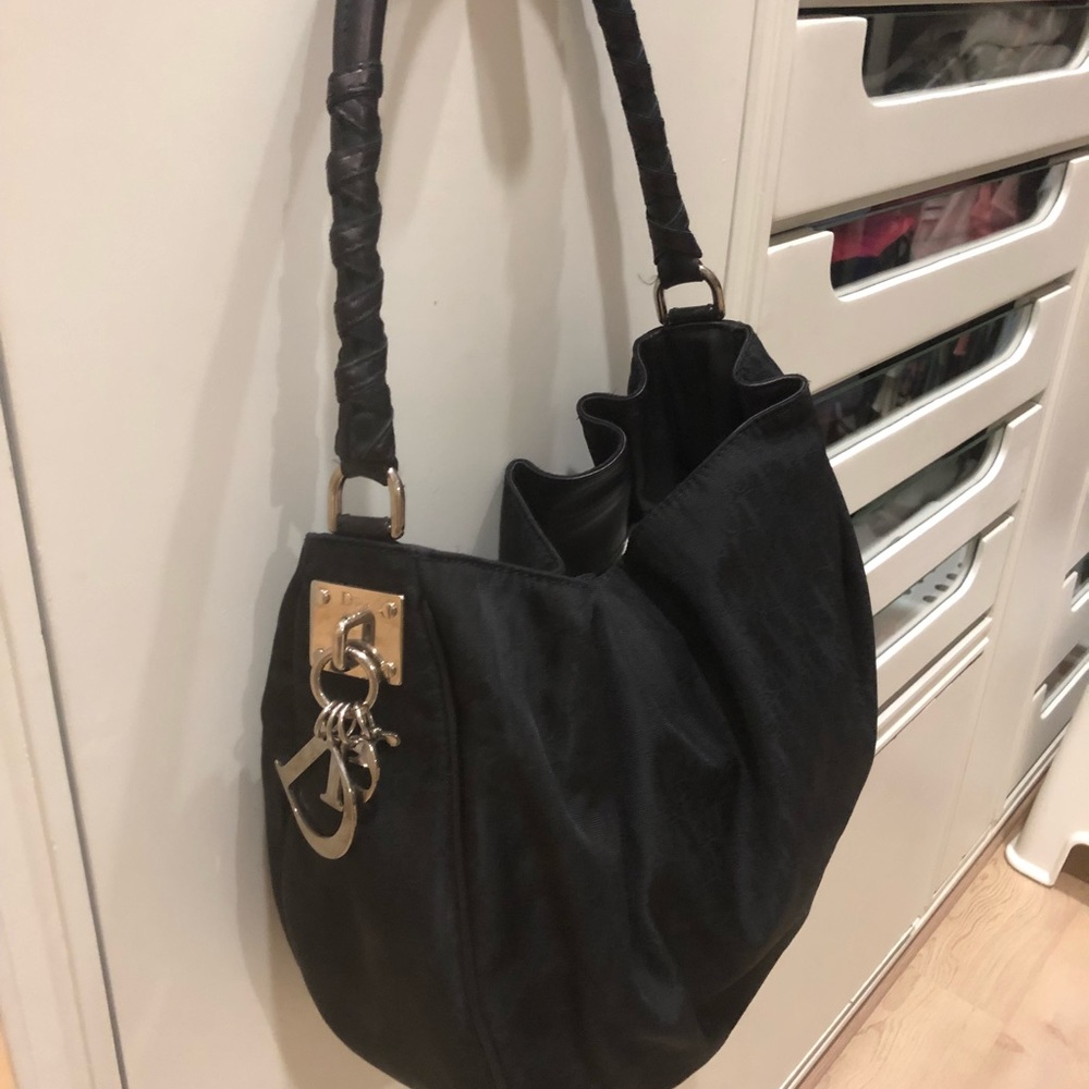 Dior handbag 100%original